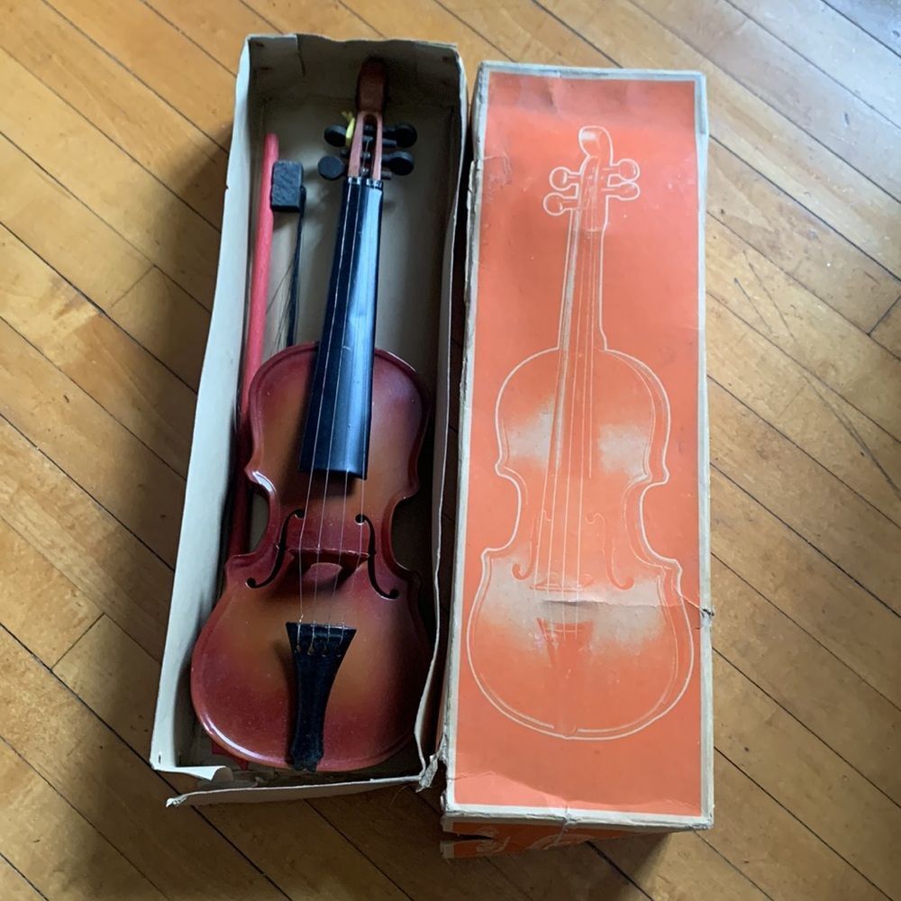 1930’s Tin Toy Violin
